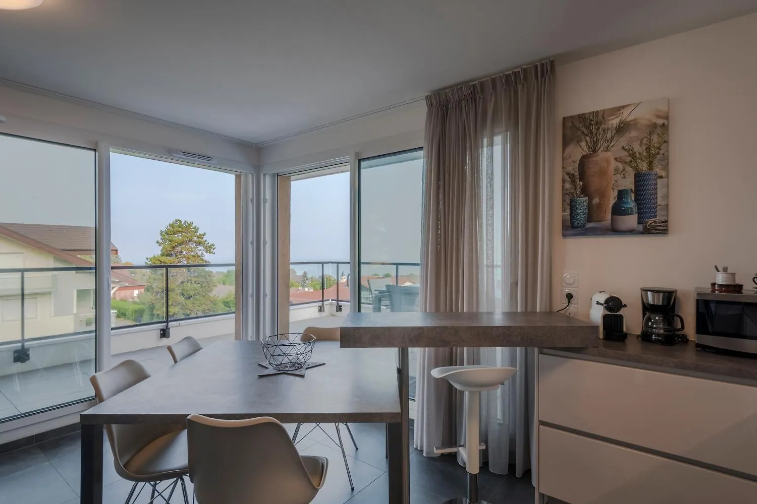Splendid 3-Room Apartment With Panoramic View Neuvecelle
